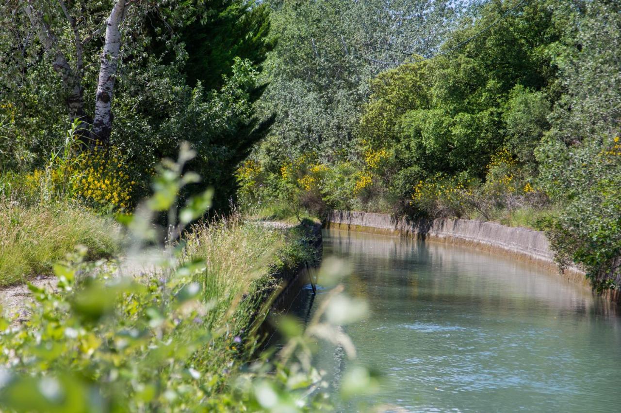 El Sama-In Jacuzzi et Piscine chauffée Villa LʼIsle-sur-la-Sorgue Esterno foto